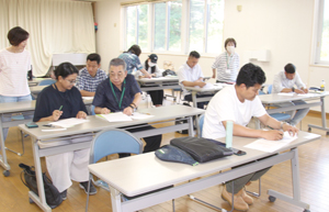 == 株式会社伝書鳩|経済の伝書鳩|北見・網走・オホーツクのフリーペーパー ==