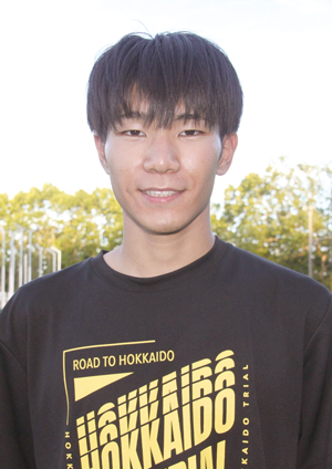 3年・高橋 依さん == 株式会社伝書鳩|経済の伝書鳩|北見・網走・オホーツクのフリーペーパー ==