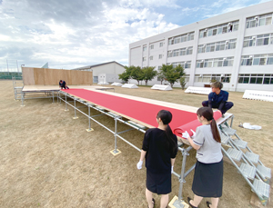 == 株式会社伝書鳩|経済の伝書鳩|北見・網走・オホーツクのフリーペーパー ==