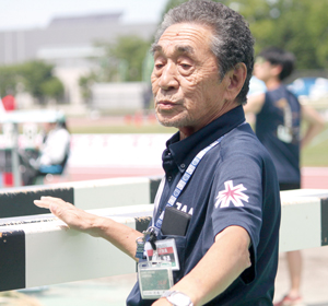 ⑧ == 株式会社伝書鳩|経済の伝書鳩|北見・網走・オホーツクのフリーペーパー ==