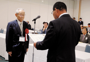 == 株式会社伝書鳩|経済の伝書鳩|北見・網走・オホーツクのフリーペーパー ==
