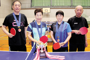 全国出場権獲得の4人<br>(左から藤田さん、山田さん、鈴木さん、武田さん) == 株式会社伝書鳩｜経済の伝書鳩｜北見・網走・オホーツクのフリーペーパー ==