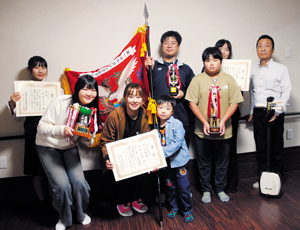 == 株式会社伝書鳩|経済の伝書鳩|北見・網走・オホーツクのフリーペーパー ==