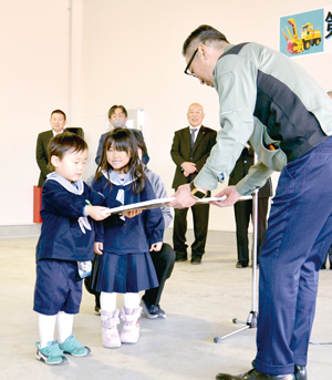 == 株式会社伝書鳩|経済の伝書鳩|北見・網走・オホーツクのフリーペーパー ==