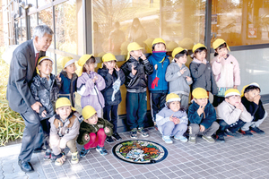 == 株式会社伝書鳩|経済の伝書鳩|北見・網走・オホーツクのフリーペーパー ==