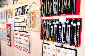 == 株式会社伝書鳩|経済の伝書鳩|北見・網走・オホーツクのフリーペーパー ==