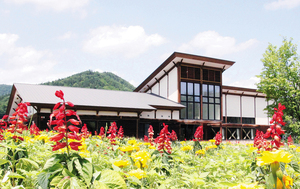  == 株式会社伝書鳩｜経済の伝書鳩｜北見・網走・オホーツクのフリーペーパー ==