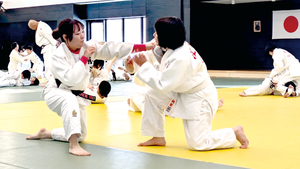  == 株式会社伝書鳩｜経済の伝書鳩｜北見・網走・オホーツクのフリーペーパー ==