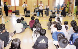  == 株式会社伝書鳩｜経済の伝書鳩｜北見・網走・オホーツクのフリーペーパー ==