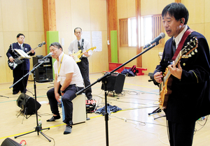  == 株式会社伝書鳩｜経済の伝書鳩｜北見・網走・オホーツクのフリーペーパー ==