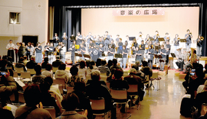  == 株式会社伝書鳩｜経済の伝書鳩｜北見・網走・オホーツクのフリーペーパー ==