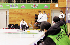 女子日本代表の公開練習(1月) == 株式会社伝書鳩｜経済の伝書鳩｜北見・網走・オホーツクのフリーペーパー ==