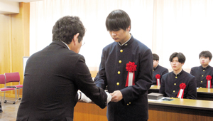  == 株式会社伝書鳩｜経済の伝書鳩｜北見・網走・オホーツクのフリーペーパー ==